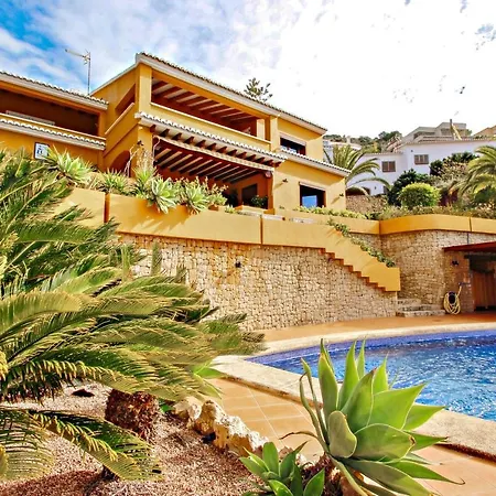 El Portet - Beachfront With Private Pool In