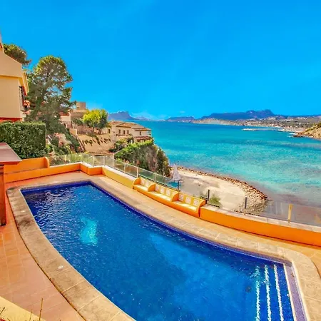 El Portet - Beachfront With Private Pool In Villa Moraira