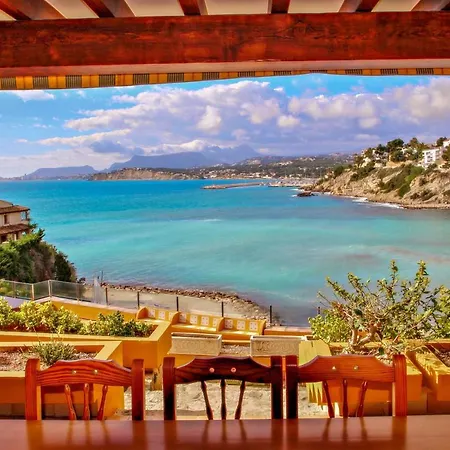Villa El Portet - Beachfront With Private Pool In