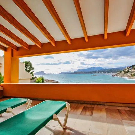 Villa El Portet - Beachfront With Private Pool In