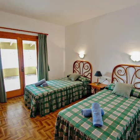 El Portet - Beachfront With Private Pool In