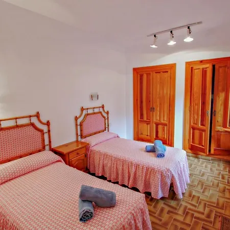El Portet - Beachfront With Private Pool In